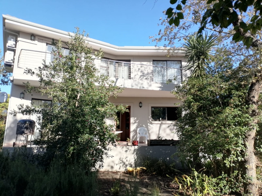 To Let 3 Bedroom Property for Rent in Braeview Western Cape